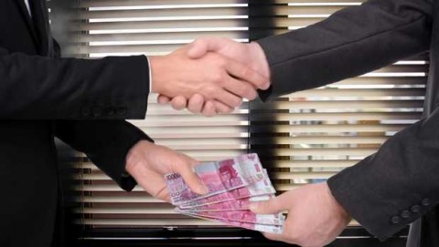 Problem Korupsi yang Terus Berulang