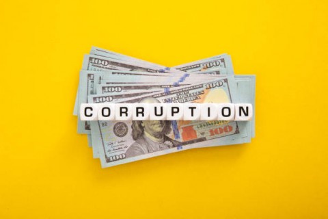 Elegi Nurhayati, Pelapor Kasus Korupsi yang Justru Jadi Tersangka