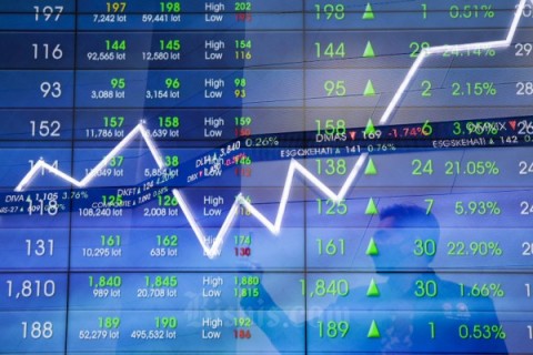 LONJAKAN HARGA SAHAM : ADU KENCANG EKSPANSI EMITEN