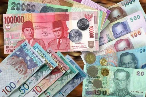 Mengurangi Dolar AS, Memperbanyak Mata Uang Lokal