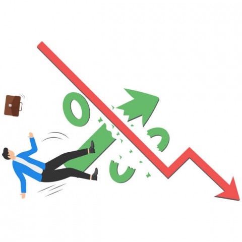 Kontraksi Manufaktur Berdampak Pengurangan Tenaga Kerja