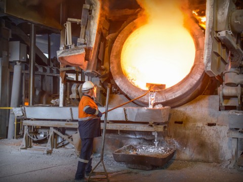 Smelter Bauksit Didorong Lekas Rampung