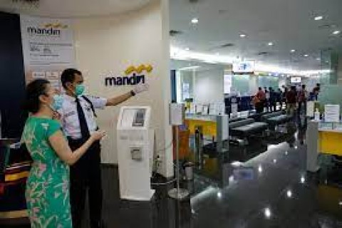 Laba Bank Mandiri Tembus Rp 10 Triliun