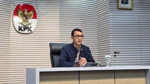 KPK Dalami Kasus Gratifikasi di Lembaga Negara