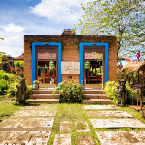 Banting Harga, Penginapandi Bali Sambut Wisatawan