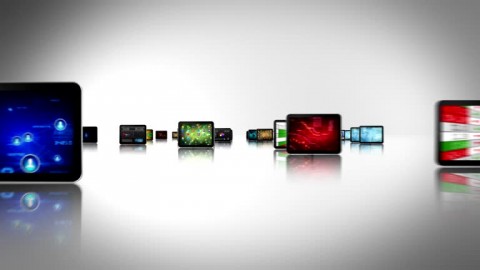  Ini Peran Menkomdigi dalam Merger XL-Smartfren 