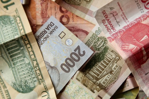 Arah Rupiah Masih Sideways 