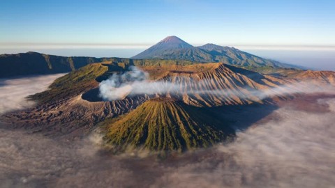 Kepala  Badan Geologi Catat Kenaikan Energi Gempa dari Gunung Raung 