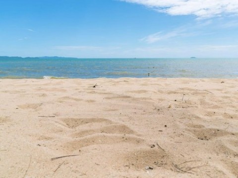 EKSPLOITASI PASIR LAUT : Permintaan Domestik Masih Tinggi