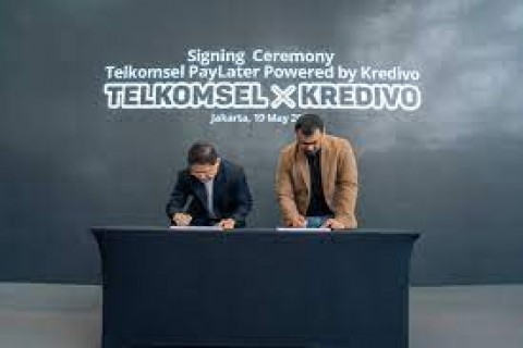 Telkomsel Gandeng Kredivo