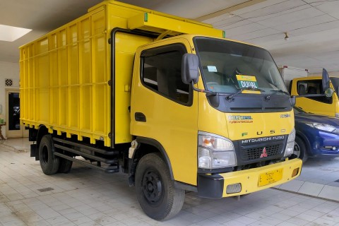 PENJUALAN TRUK LESU : Terimbas Lesunya Ekonomi