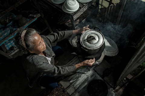 Satu Dekade, Jumlah Penduduk Miskin Turun 2,22%