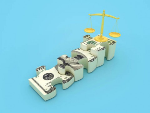 Hakim Dilarang MA Memamerkan Kemewahan