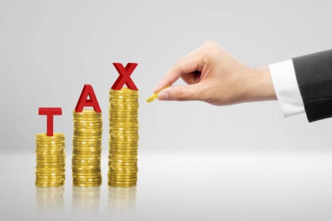 PPNTetap Naik, Daya BeliMakin Tertekan