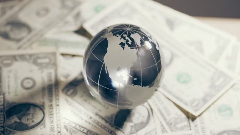 Menanti Paket Kebijakan Pendorong Ekonomi dan Menjaga Daya Beli Masyarakat