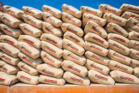 Sinar Harapan di Emiten Semen