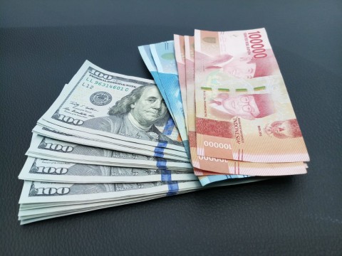 MENEKAN KETERGANTUNGAN DOLAR AS : LCS DIPERLUAS KE ASEAN