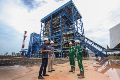 ENERGI BARU TERBARUKAN : Dampak Berganda Ekspansi OASA