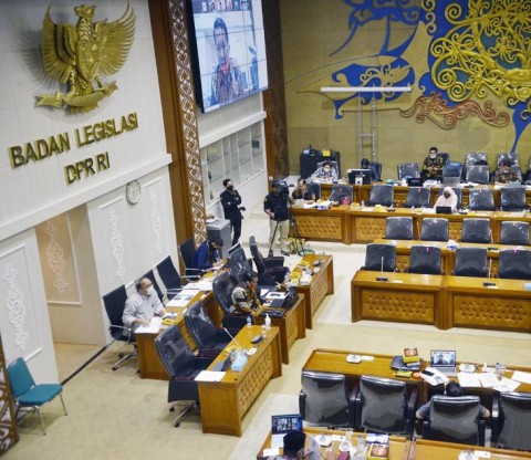LEGISLASI KETENAGAKERJAAN : Tidak Bisa Terus Menerus Diperpanjang