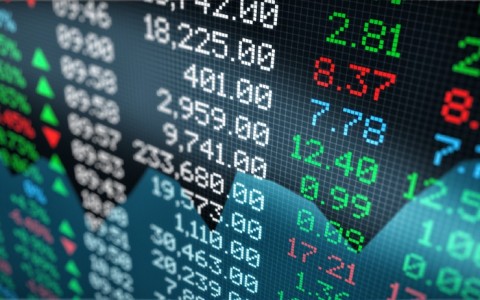 MENYISIR CUAN SAHAM LIKUID