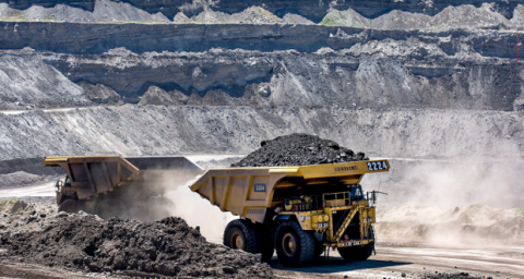 PEMBATASAN EKSPOR MINERAL MENTAH : INVESTASI PENGHILIRAN MEROKET