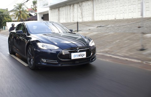 Elon Musk: Beli Tesla Sekarang Bisa Pakai Bitcoin