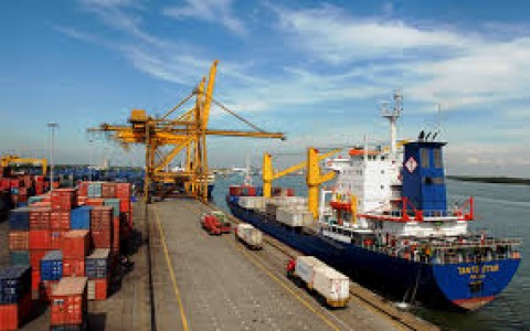 Geliat Jasa Kepelabuhan, Perebutan Kue Domestik Kian Sengit