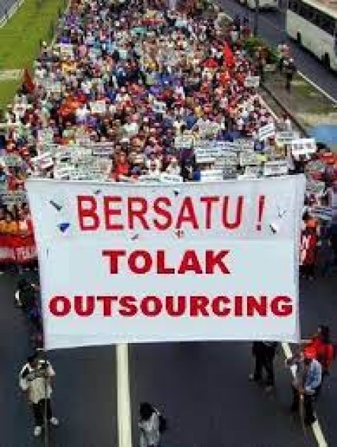 Pekerja TuntutKesejahteraandi Hari Buruh