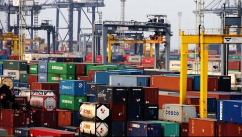 Tren Penurunan Surplus Neraca Dagang Dimulai