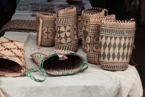 Para Puan Perajin Rotan Penjaga Rimba Kalumpang