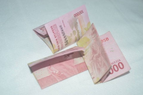 Stabilkan Rupiah, Suku Bunga Acuan Naik