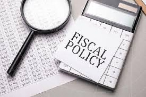 Proyeksi Fiskal 2026: Antara Ambisi dan Risiko