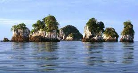 TUAH PARIWISATA ERA ENDEMI