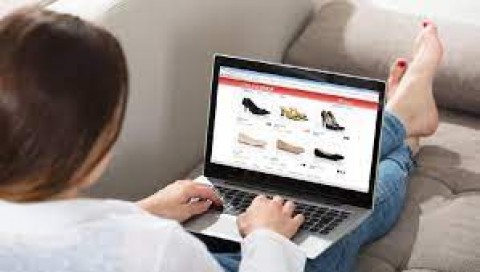 BISNIS DIGITAL : GROSIR DARING BERSAING KETAT