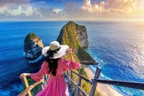 KENAIKAN TIKET PESAWAT : JUMLAH TURIS KE BALI TAK SUSUT