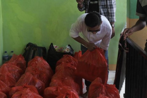 Obat Jangka Pendek Bernama Bansos