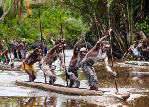Belajar dari Pembebasan Pilot Susi Air