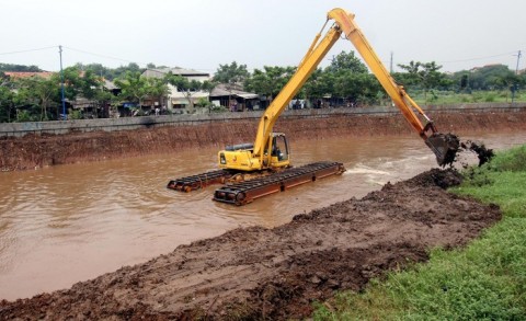 Kurangi Resiko Banjir. PURP Normalisasi Sungai di Jateng