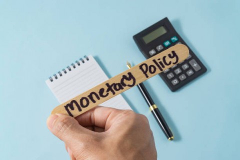 Kebijakan Moneter yang Tetap Ekspansif