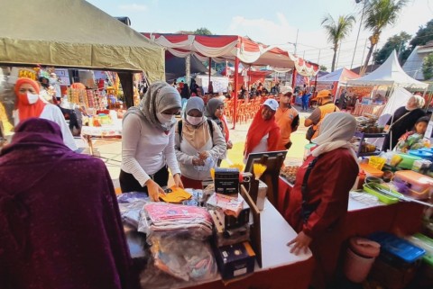 KEBIJAKAN UMKM : SIASAT KEJAR TARGET KREDIT