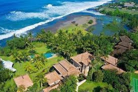 TREN LIBURAN AKHIR TAHUN : WISATA DOMESTIK JADI PILIHAN