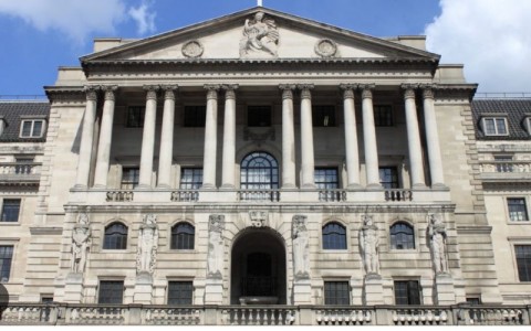 Bank Sentral Dunia Gencar Koleksi Emas