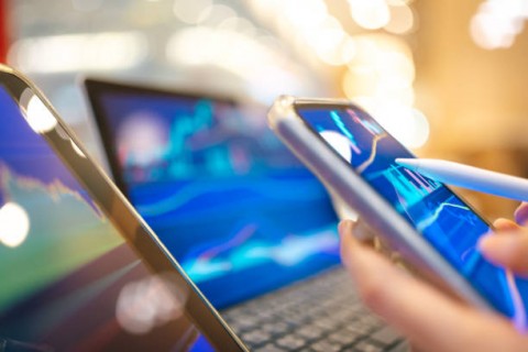 Meneropong Prospek Antam