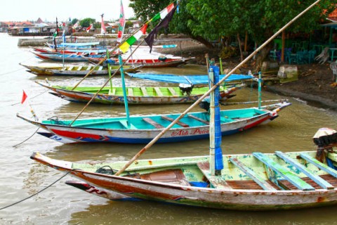 MENGUNGKIT EKONOMIWARGA SURABAYA LEWAT WISATA