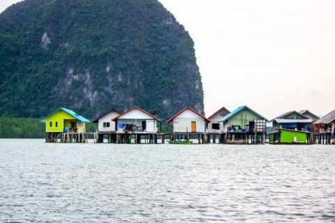 Mengapungkan Harapandi Kampung TerapungBajo Torosiaje