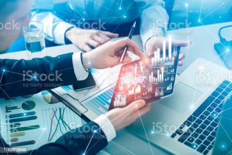 Pamor Fintech Kian Memikat