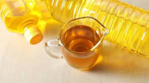 MEREDAM HARGA MINYAK GORENG