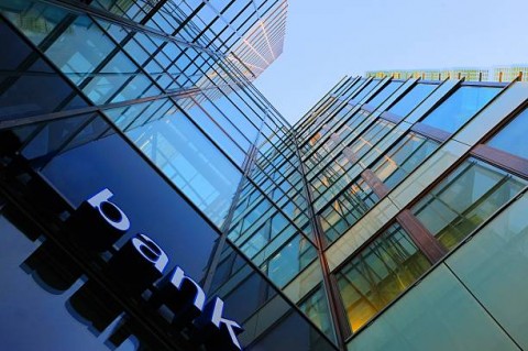 Adu Cuan Lima Bank Kelas Kakap