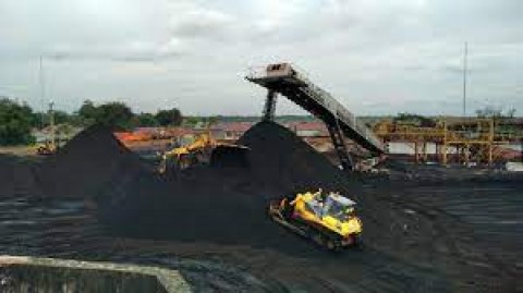 Hutang Jumbo Grup Titan Hantui Industri Finansial