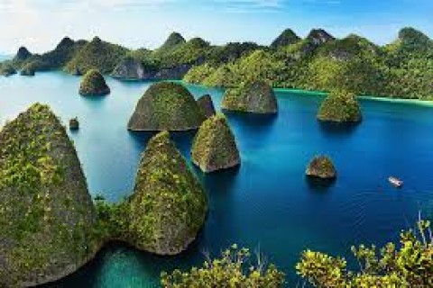 Menggali Potensi Wisata Raja Ampat